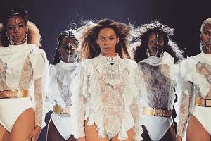 Beyoncé: So sexy eröffnete sie ihre Welttournee