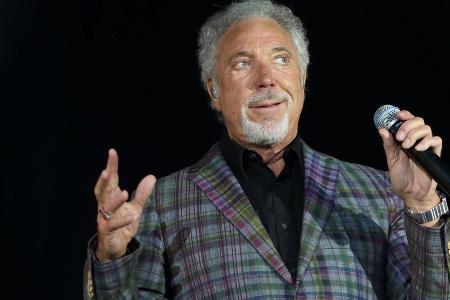 Tom Jones bei einem Auftritt in Großbritannien Tom Jones bei einem Auftritt in Großbritannien