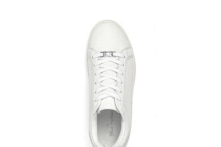 Weiße Turnschuhe sind der Schuhtrend im Frühjahr 2016: Auch Jette Joop hat ein Sneaker-Paar für Aldi Süd entworfen.