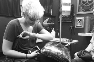 Paris Jackson: Tattoo erinnert an ihren toten Vater