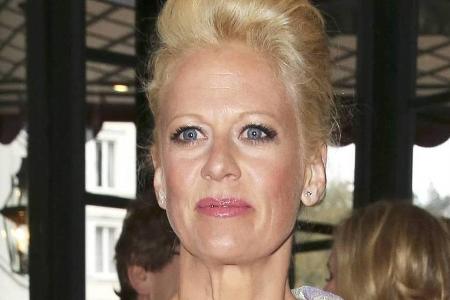 Barbara Schöneberger ist beim ESC wieder Barbara Schöneberger ist beim ESC wieder
