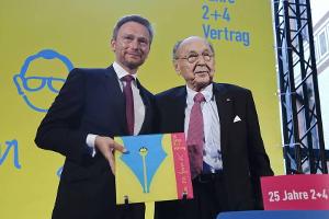Hans-Dietrich Genscher: Abschied vom "Architekt der Einheit"