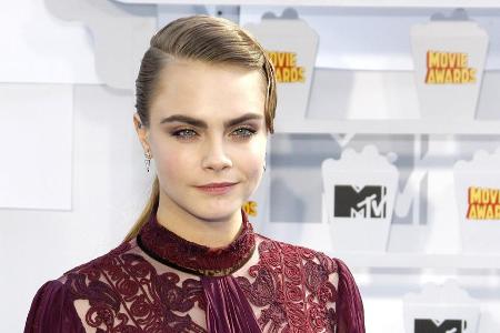 Cara Delevingne hat sich auf Twitter Luft verschafft Cara Delevingne hat sich auf Twitter Luft verschafft