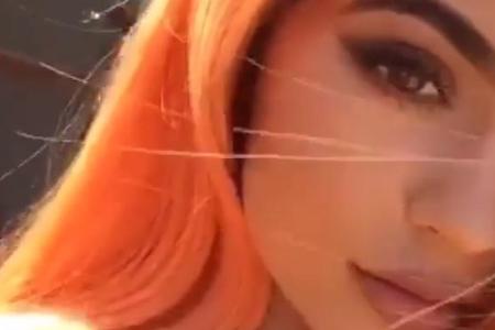 Kylie Jenner liebt es, ihre Haarfarbe zu ändern Kylie Jenner liebt es, ihre Haarfarbe zu ändern