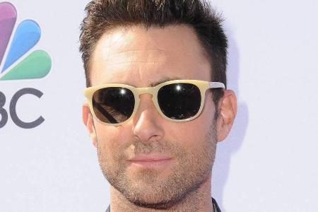 Adam Levine auf einer Wohltätigkeitsveranstaltung in Los Angeles Adam Levine auf einer Wohltätigkeitsveranstaltung in Los Angeles