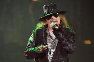 Axl Rose: Operation am Fuß nach Knochenbruch