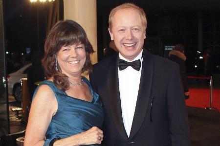 Bei der Verleihung der Goldenen Kamera im Februar 2015 zeigten sich Tom Buhrow und Sabine Stamer noch als glückliches Ehepaar Bei der Verleihung der Goldenen Kamera im Februar 2015 zeigten sich Tom Buhrow und Sabine Stamer noch als glückliches Ehepaar