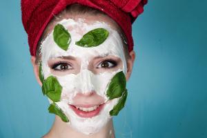 Peelings und Masken: Die besten Beauty-Rezepte für schöne Haut FLS-TDT