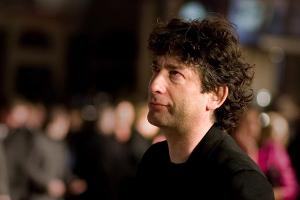 "Ein gutes Omen": Neil Gaiman macht aus dem Bestseller eine Serie