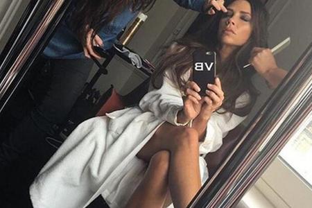 Lange Beine, brauner Teint: So sexy zeigt sich Victoria Beckham auf Instagram Lange Beine, brauner Teint: So sexy zeigt sich Victoria Beckham auf Instagram