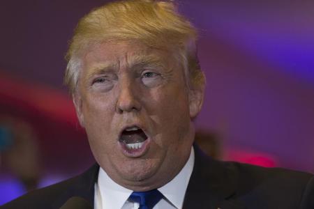 Macht sich immer mehr Feinde, aber paradoxerweise auch immer mehr Freunde: Donald Trump Macht sich immer mehr Feinde, aber paradoxerweise auch immer mehr Freunde: Donald Trump