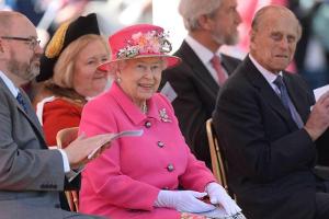Die Queen wird 90: Krisen, Skandale und große Triumphe