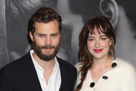 Dakota Johnson und Jamie Dornan wurden jeweils als schlechteste Darsteller ausgezeichnet Dakota Johnson und Jamie Dornan wurden jeweils als schlechteste Darsteller ausgezeichnet