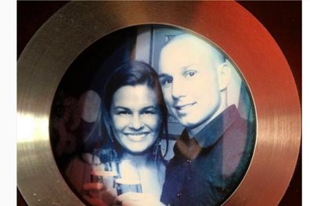 Einer von Dave Mirras letzten Instagram-Posts, ein Foto von sich und Ehefrau Lauren.