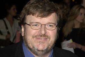 Michael Moore mit Lungenentzündung in Klinik