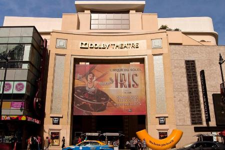 Das Dolby Theatre (bis Februar 2012 Kodak Theatre) am Hollywood Boulevard, ständiger Schauplatz der Verleihung der Oscars Das Dolby Theatre (bis Februar 2012 Kodak Theatre) am Hollywood Boulevard, ständiger Schauplatz der Verleihung der Oscars