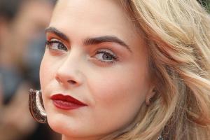 Cara Delevingne: Romantische Verlobung auf dem Eiffelturm?