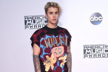 Popstar Justin Bieber wird bei den diesjährigen Grammy's mit Skrillex und Diplo den gemeinsamen Hit Popstar Justin Bieber wird bei den diesjährigen Grammy's mit Skrillex und Diplo den gemeinsamen Hit