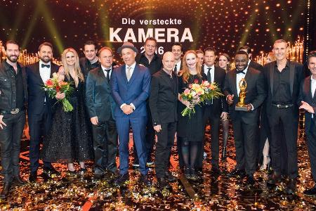Illustre Promi-Runde bei Illustre Promi-Runde bei