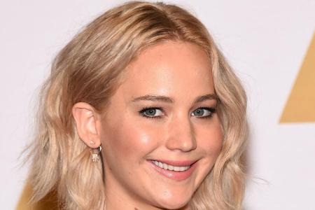 Ob sich auch Jennifer Lawrence über die Goodie Bag freut? Ob sich auch Jennifer Lawrence über die Goodie Bag freut?