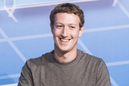 Ganze 16 Bodyguards sorgen für die Sicherheit von Facebook-Gründer Mark Zuckerberg Ganze 16 Bodyguards sorgen für die Sicherheit von Facebook-Gründer Mark Zuckerberg