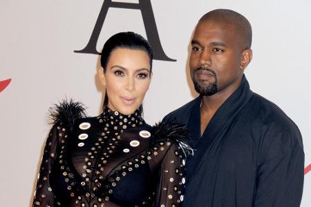 Kim Kardashian und Kanye West sorgen immer wieder für skurrile Nachrichten Kim Kardashian und Kanye West sorgen immer wieder für skurrile Nachrichten