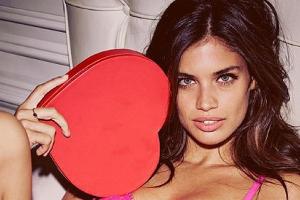 So sexy ist die Valentinstags-Kampagne von Victoria's Secret
