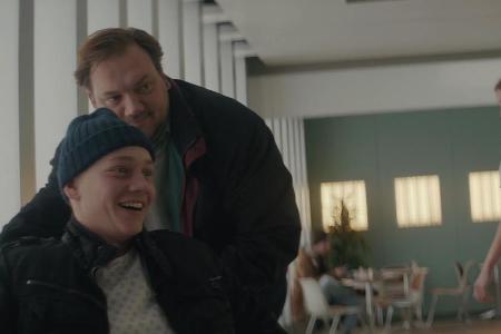 Charly Hübner und Bruno Alexander im Clip zu Charly Hübner und Bruno Alexander im Clip zu