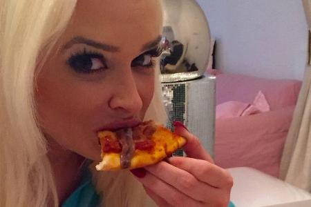 TV-Star Daniela Katzenberger hat einen schwachen Moment während ihrer Diät TV-Star Daniela Katzenberger hat einen schwachen Moment während ihrer Diät