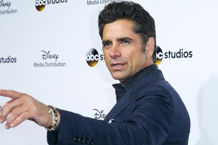 Sorgt erneut wegen Alkohols für Furore: John Stamos Sorgt erneut wegen Alkohols für Furore: John Stamos
