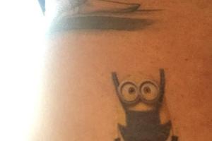 Für Harper: David Beckham mit Minion-Tattoo
