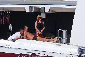 Paris Hilton schnappt sich Multimillionär