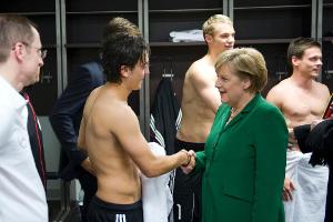 Mesut Özil wünscht sich Selfie mit Angela Merkel