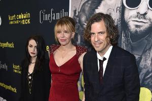 Brett Morgen mit Courtney Love und Frances Bean Cobain auf der "Montage of Heck"-Premiere