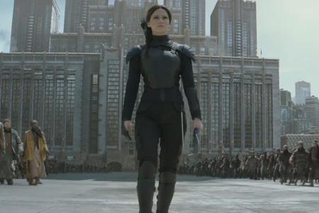 Ihr letzter Kampf: Katniss Aberdeen (Jennifer Lawrence) auf dem Weg zu ihrem Schicksal Ihr letzter Kampf: Katniss Aberdeen (Jennifer Lawrence) auf dem Weg zu ihrem Schicksal