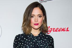 Rose Byrne: Kinderwunsch dank Babybauch-Prothese?