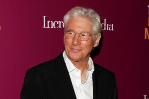 Richard Gere hat schon eine Neue