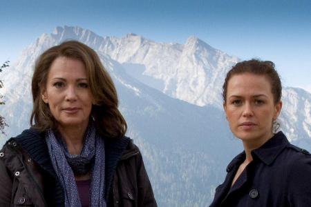 Ines Meder (Melika Foroutan) begleitet Kronzeugin Eva (Iris Berben) in deren künftiges Leben im Zeugenschutzprogramm Ines Meder (Melika Foroutan) begleitet Kronzeugin Eva (Iris Berben) in deren künftiges Leben im Zeugenschutzprogramm
