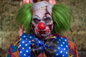 Hat ausnahmsweise nichts zu lachen: Der Zombie-Clown aus "Zombieland"