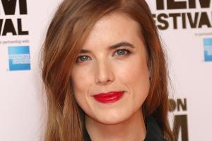 Agyness Deyn feiert Laufsteg-Comeback in Paris
