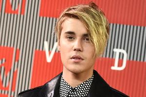 Justin Bieber verteidigt den Penis-Kommentar seines Vaters