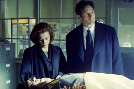 Fox Mulder (David Duchovny) und Dana Scully (Gillian Anderson) werden am 24. Januar 2016 auf die TV-Bildschirme zurückkehren...