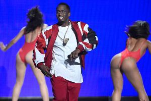 Puff Daddy produziert TV-Serie über seine Assistentin