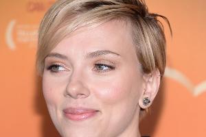 "Sexy Talk Radio": Scarlett Johansson stöhnt die Bibel