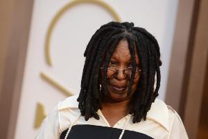 Whoopi Goldberg: Tourbus in Flammen