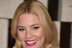 Elizabeth Banks soll bei "Pitch Perfect 3" wieder Regie führen