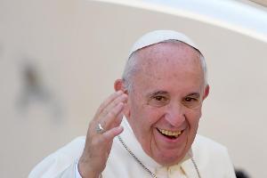 Papst Franziskus: Vatikan dementiert Hirntumor-Bericht