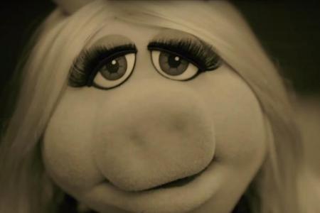 Ähnlichkeiten sind rein zufälliger Natur: Miss Piggy als Adele Ähnlichkeiten sind rein zufälliger Natur: Miss Piggy als Adele