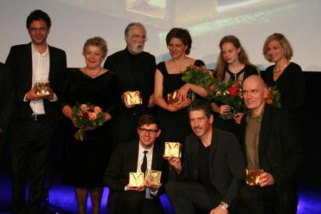 Einige Preisträger: (obere Reihe v.l.) Florian Schwarz, Laudatorin Marie Luise Marjan, Ehrenpreisträger Michael Haneke, Mart... Einige Preisträger: (obere Reihe v.l.) Florian Schwarz, Laudatorin Marie Luise Marjan, Ehrenpreisträger Michael Haneke, Mart...