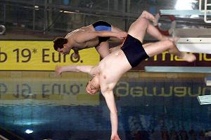 Auch Elton beendet seine Turmspringkarriere